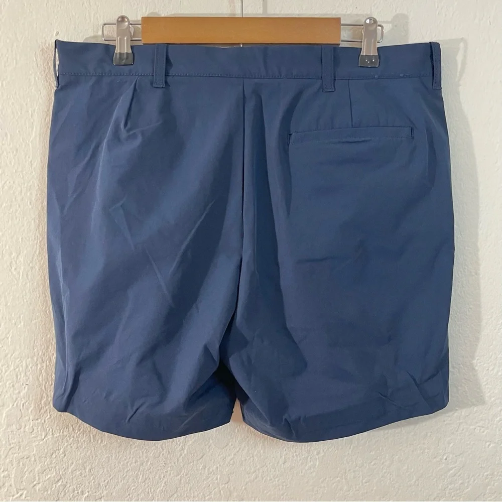 J. Crew Men's Flat Front Shorts in Blue Size 33 Pockets Casual Travel Vacation